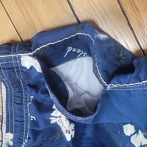 Mens Swim Trunk - Picture 3 of 4